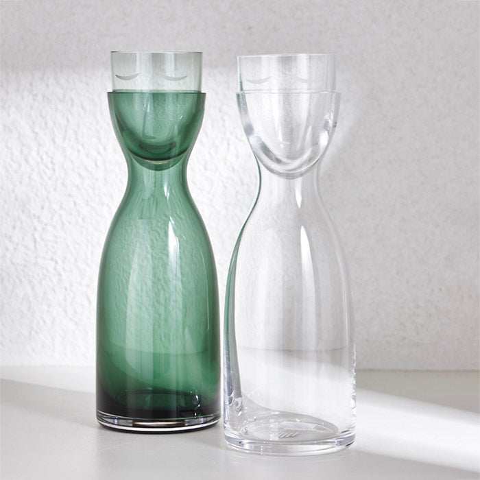 NUDE NIGHT WATER SET 700 ML - GREENElevate your drinkware collection with the Nude Night Bottle Set in a stunning green hue. this bottle set is perfect for holding your favorite beverages, whether iBottle