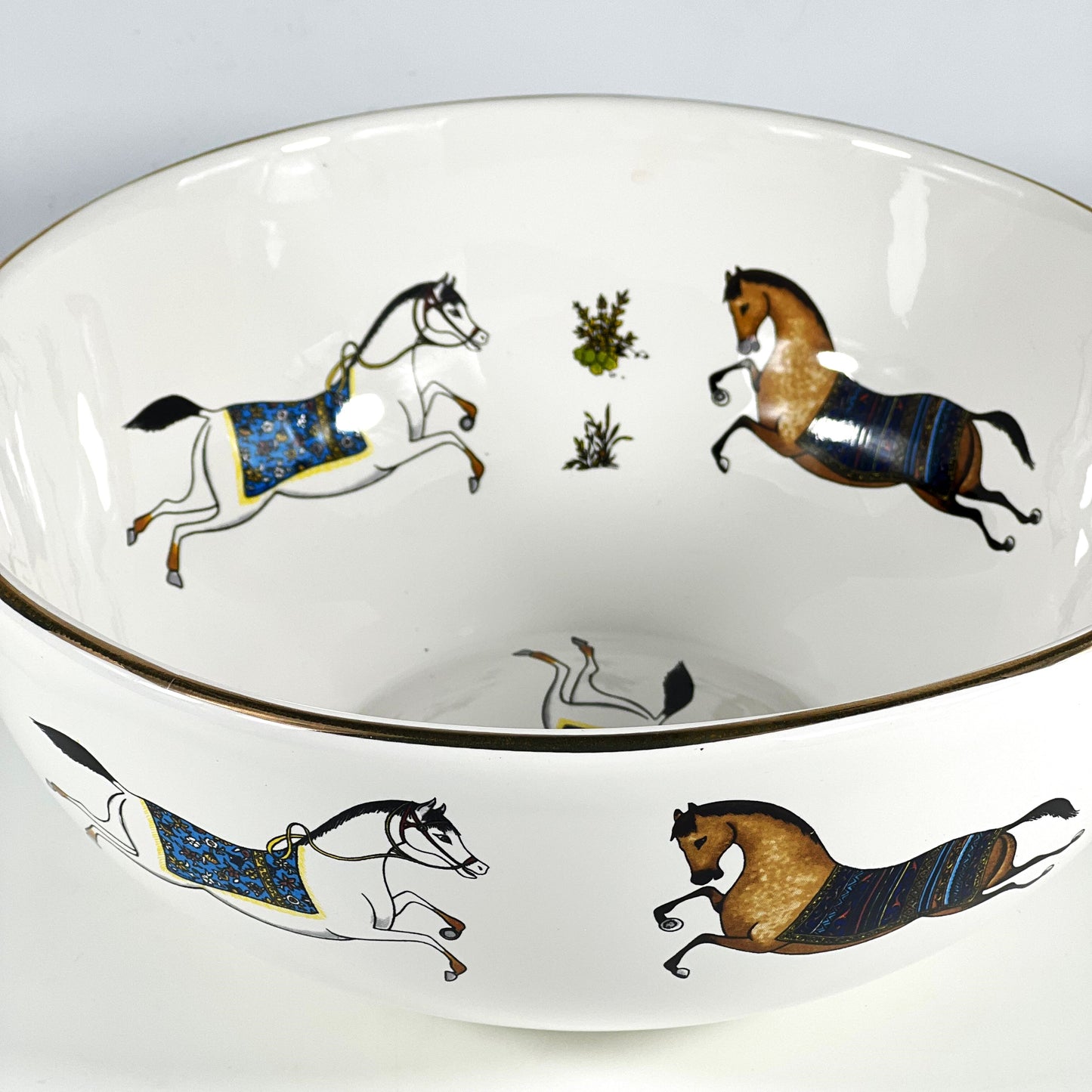 GOLD PLATED HORSE BOWL 25 CM