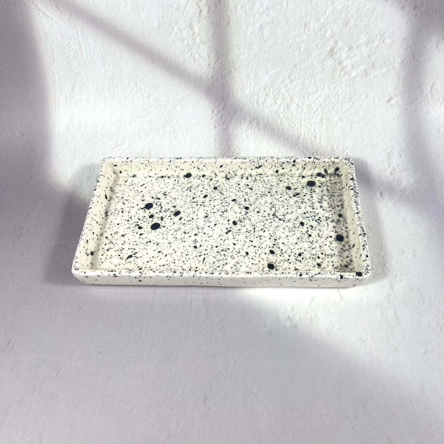 CERAMIC PLATE
