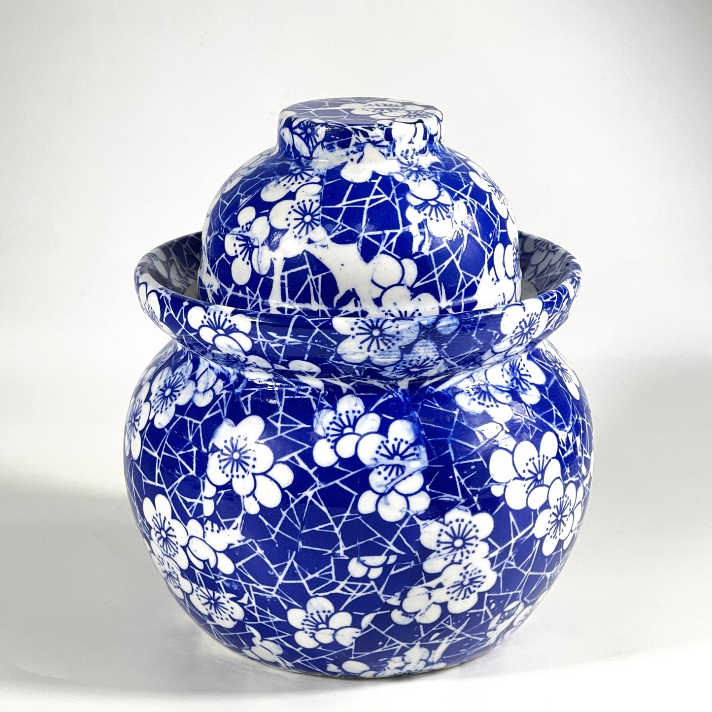 Chinese ceramic jar