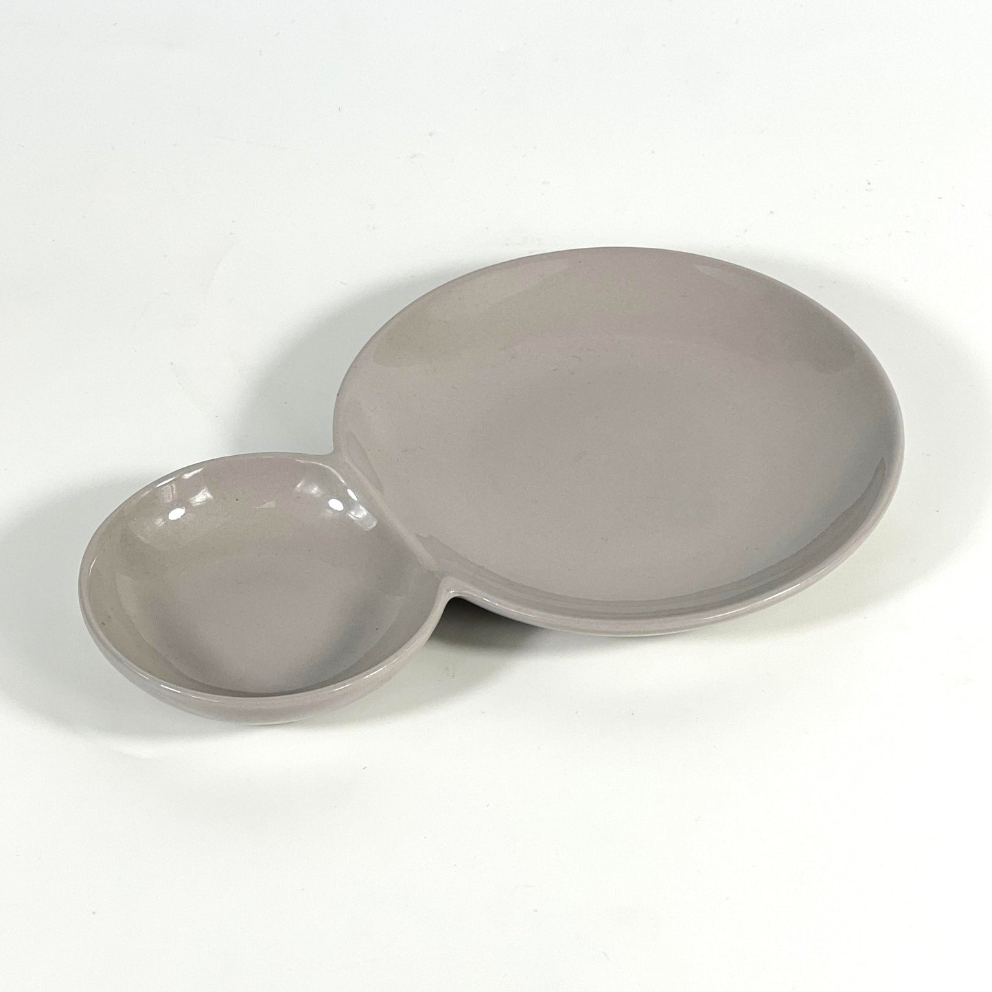 GRAY TWO-COMPARTMENT PLATE