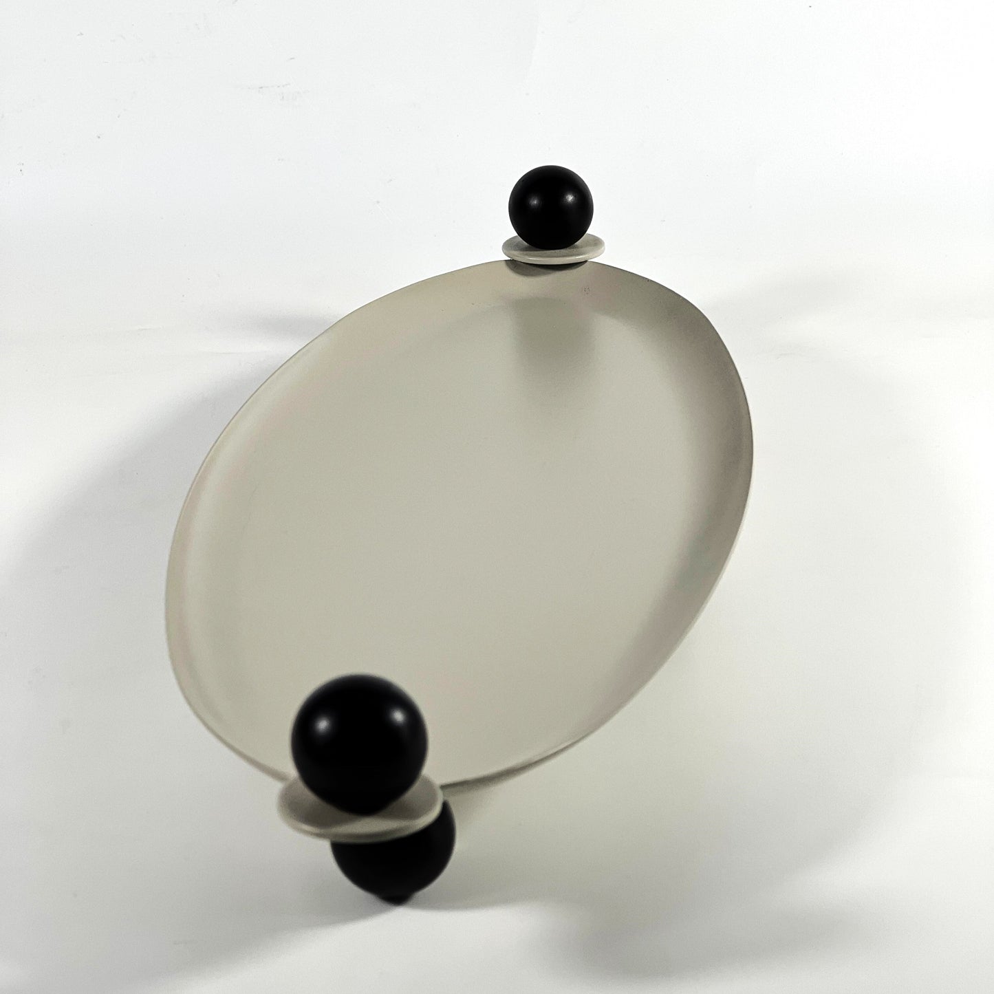 METAL SERVING PLATE