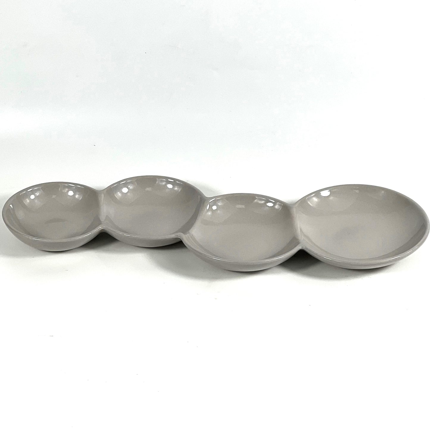 GREY FOUR-COMPARTMENT PLATE