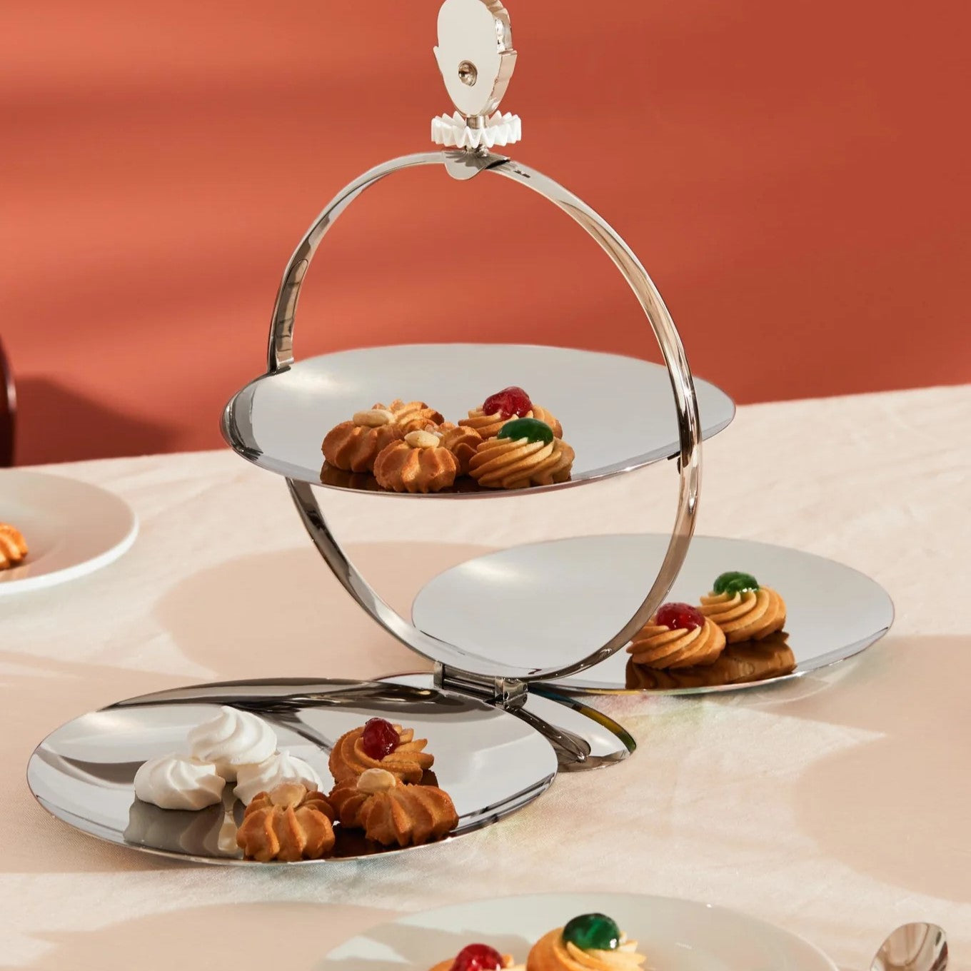 "FATMAN" FOLDING CAKE STAND