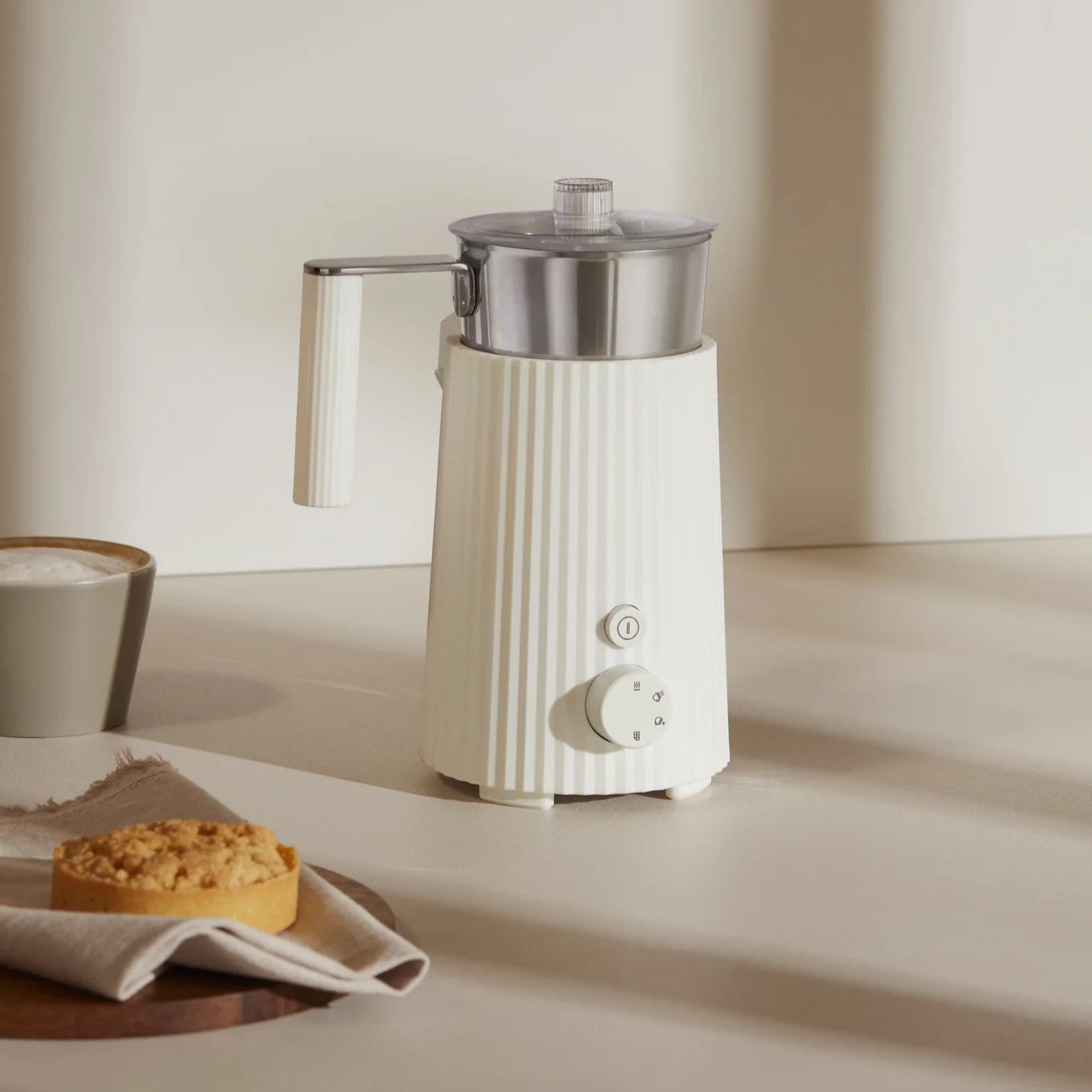 PLISSE,MILK FROTHER B UK