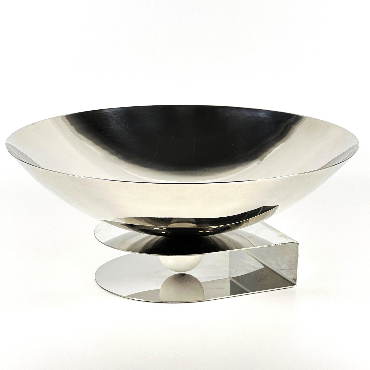 LUXURY METAL HALF ROUND VERTICAL FRUIT BOWL
