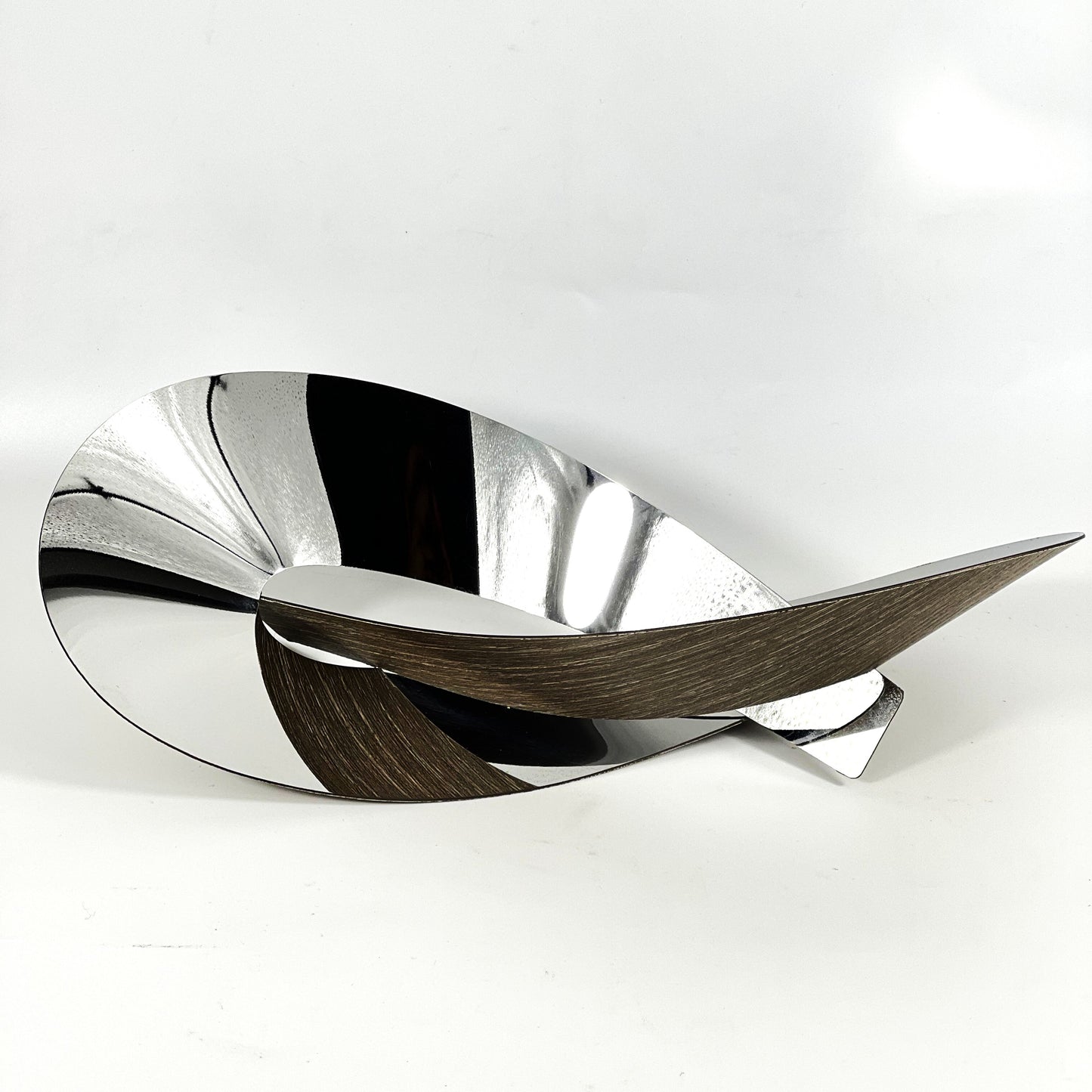 WOOD GRAIN METAL IRREGULAR TWISTED FRUIT BOWL