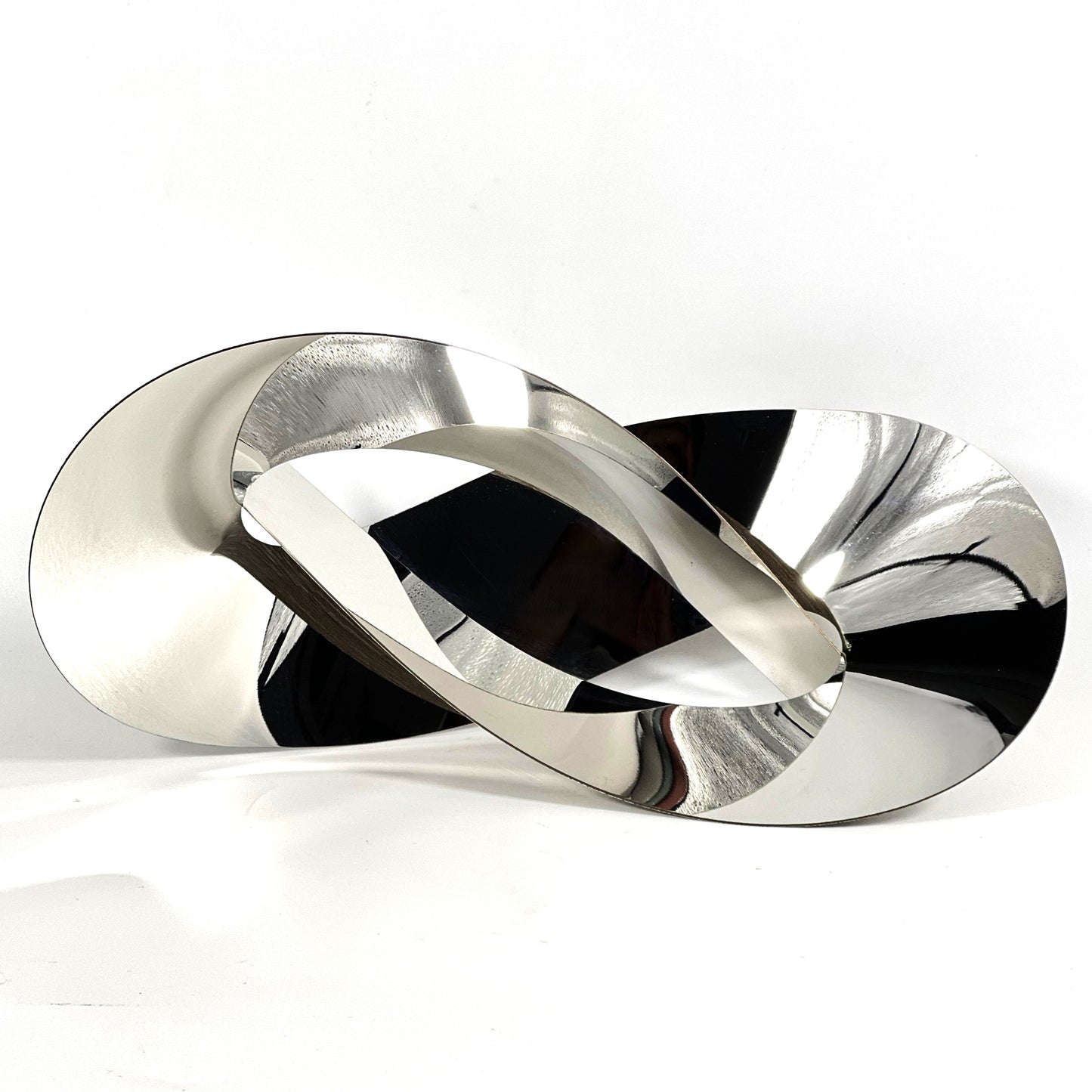 WOOD GRAIN METAL IRREGULAR TWISTED FRUIT BOWL