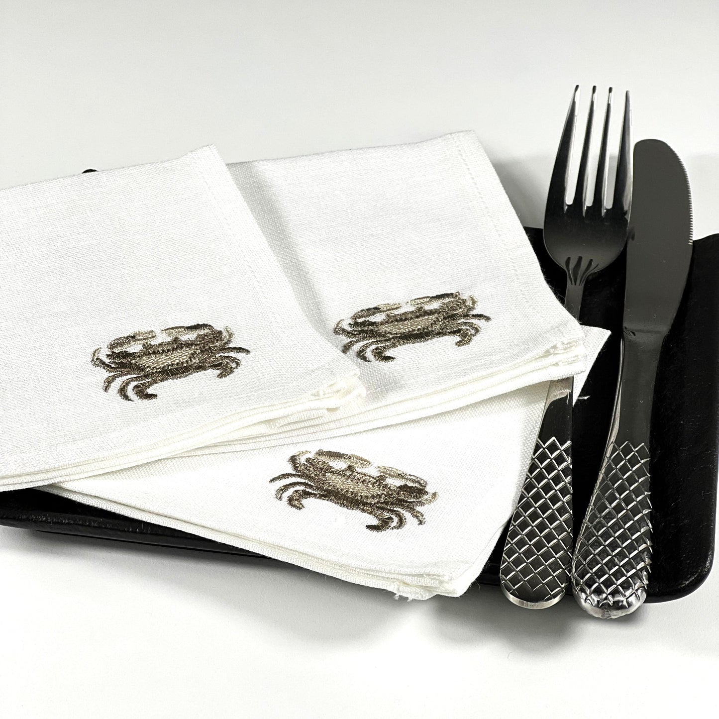 CRAB BEIGE-WHITE LINEN COCKTAIL NAPKIN
