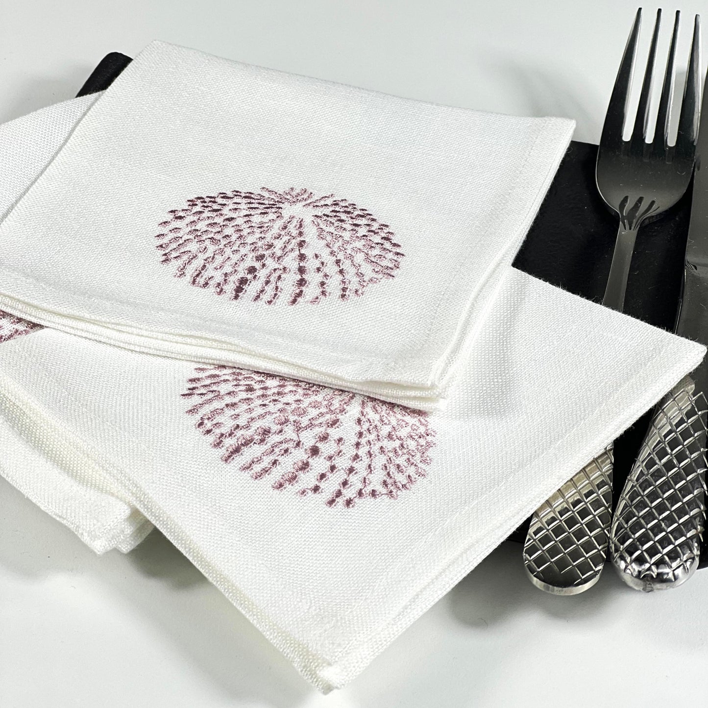SEA URCHIN PINK -WHITE LINEN COCKTAIL NAPKIN