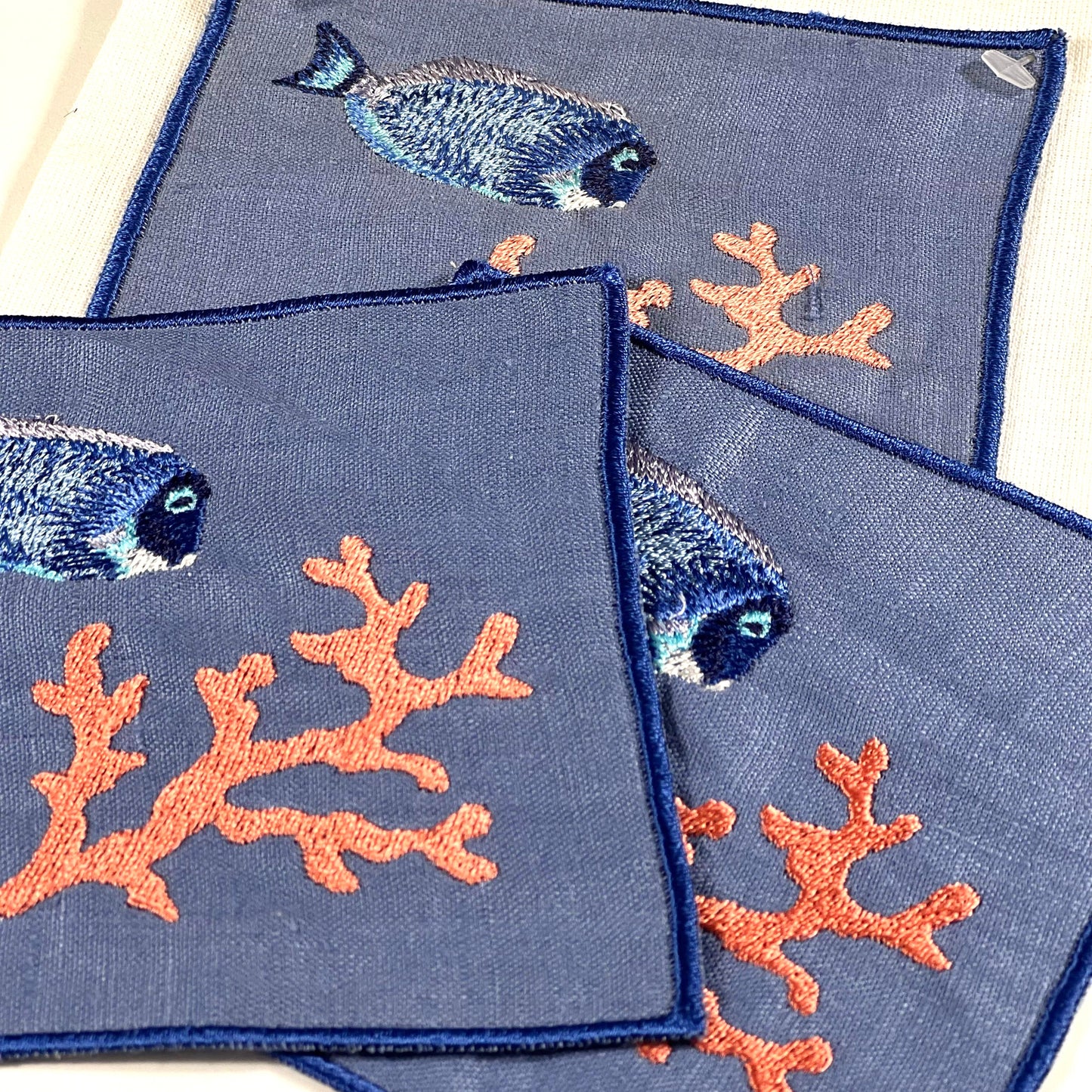 FISH WITH CORAL BLUE-ORANGE LINEN COASTER