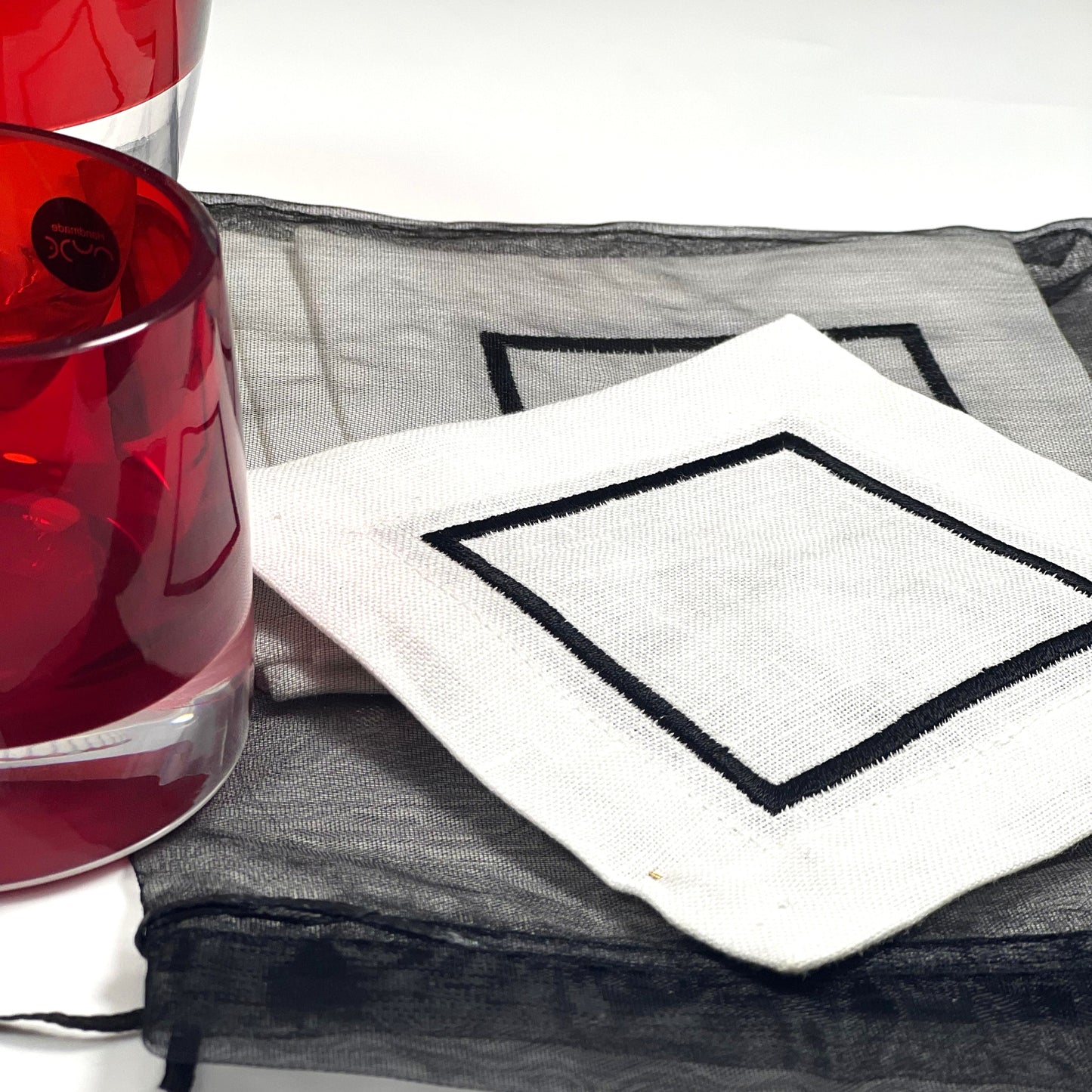 2 PICOTS BLACK-WHITE LINEN COASTER 12*12