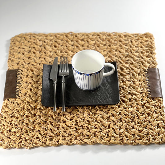 SQUARE BASE W/RIGONNI SKIN NATURAL PLACEMAT 42X42CM