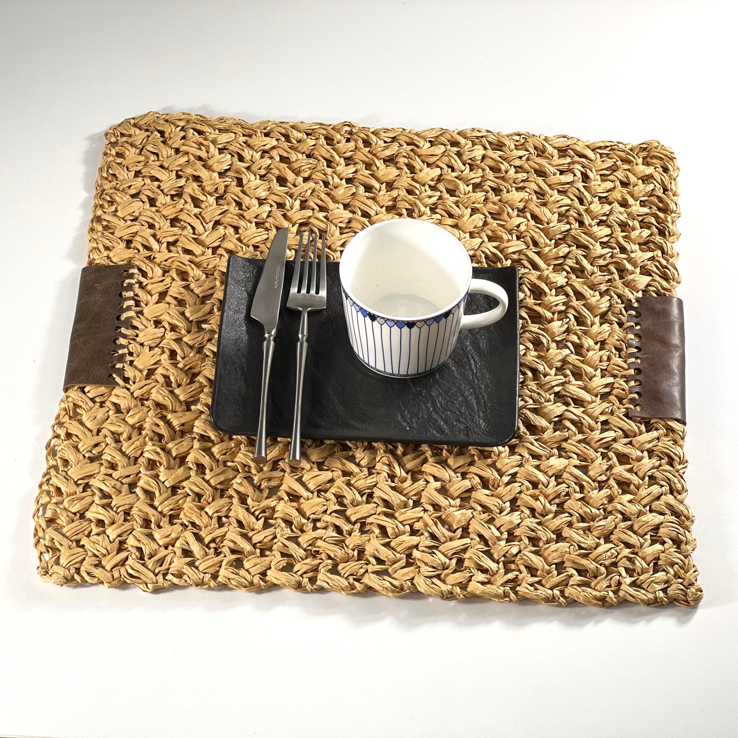 SQUARE BASE W/RIGONNI SKIN NATURAL PLACEMAT 42X42CM