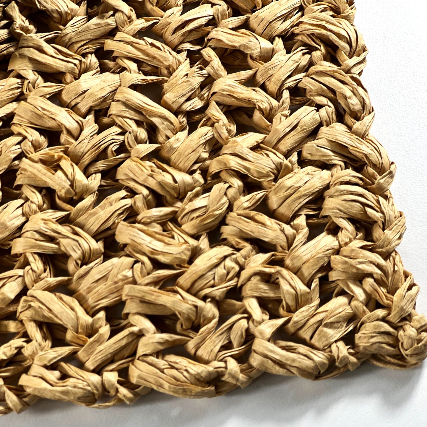 SQUARE BASE W/RIGONNI SKIN NATURAL PLACEMAT 42X42CM