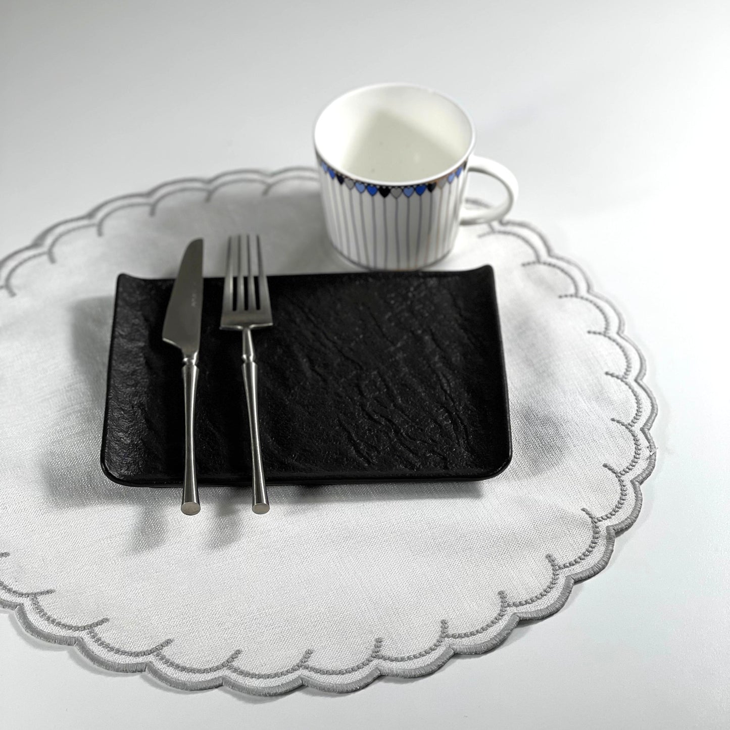 ALPHA GRACE POLYSTER WHITE 45X45CM SET OF 4