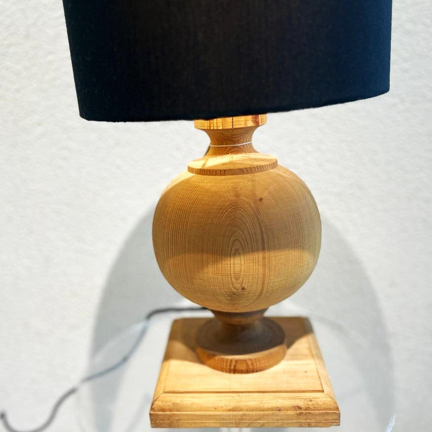 WOODEN BLACK LAMP