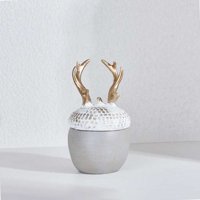 GOLD DEER HORN DECORATION 20CMlevate your home decor with this stunning Gold Deer Horn Decoration. Measuring 20cm in height, this unique piece features a beautifully crafted ceramic base with a tHome Decor