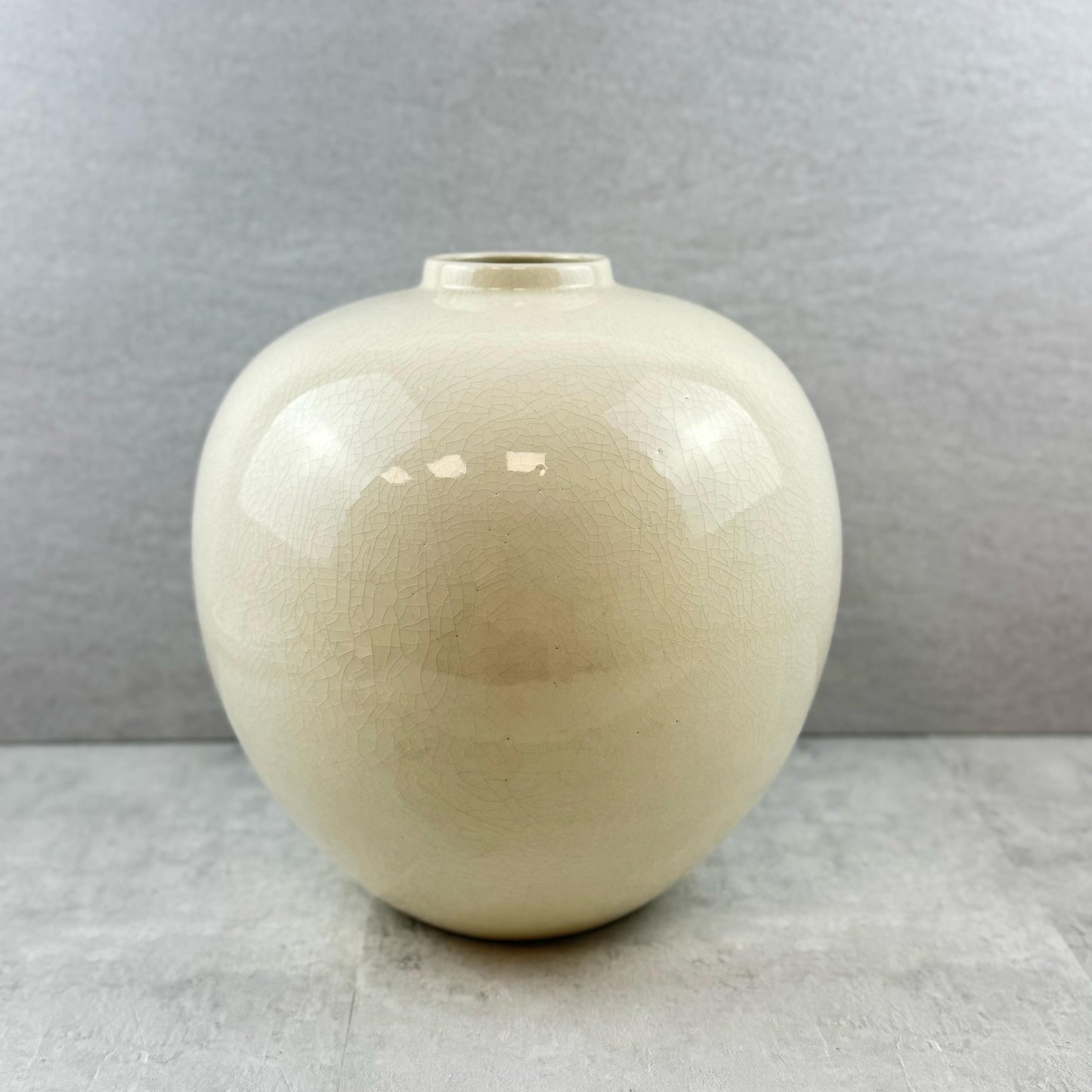HANDMADE PAINTING POT 35*30 CM