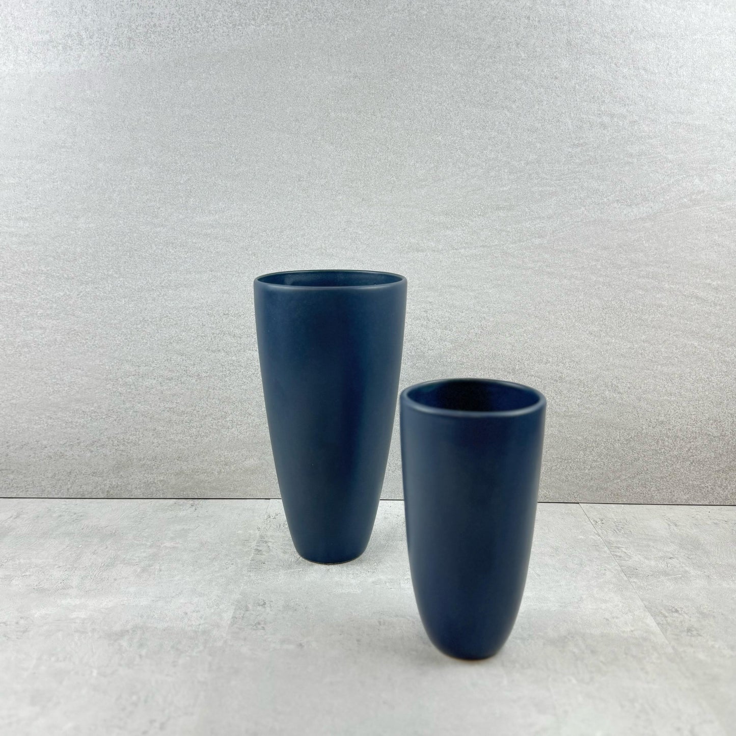 HANDMADE GREY VASE 19*10 CM