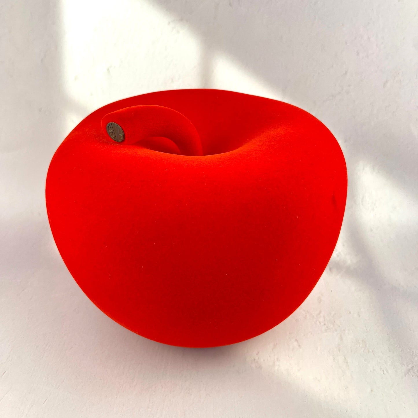 EVA/RED 1 - APPLE SHAPED MONEYBOX