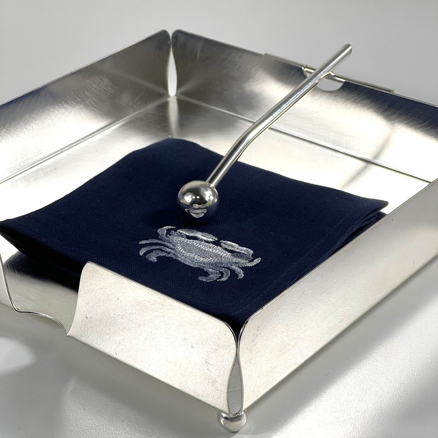 MEDIUM NAPKIN TRAY SILVER