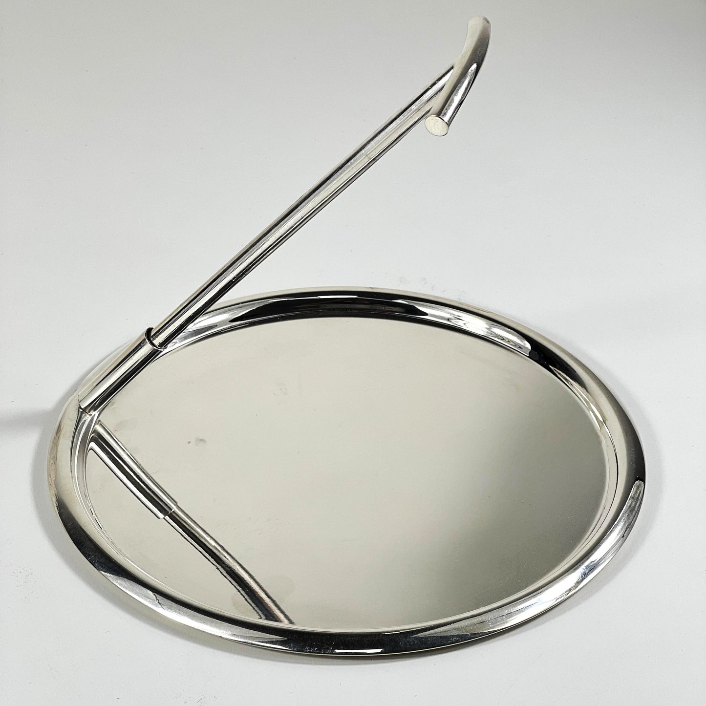 ROUND SERVING TRAY SILVER