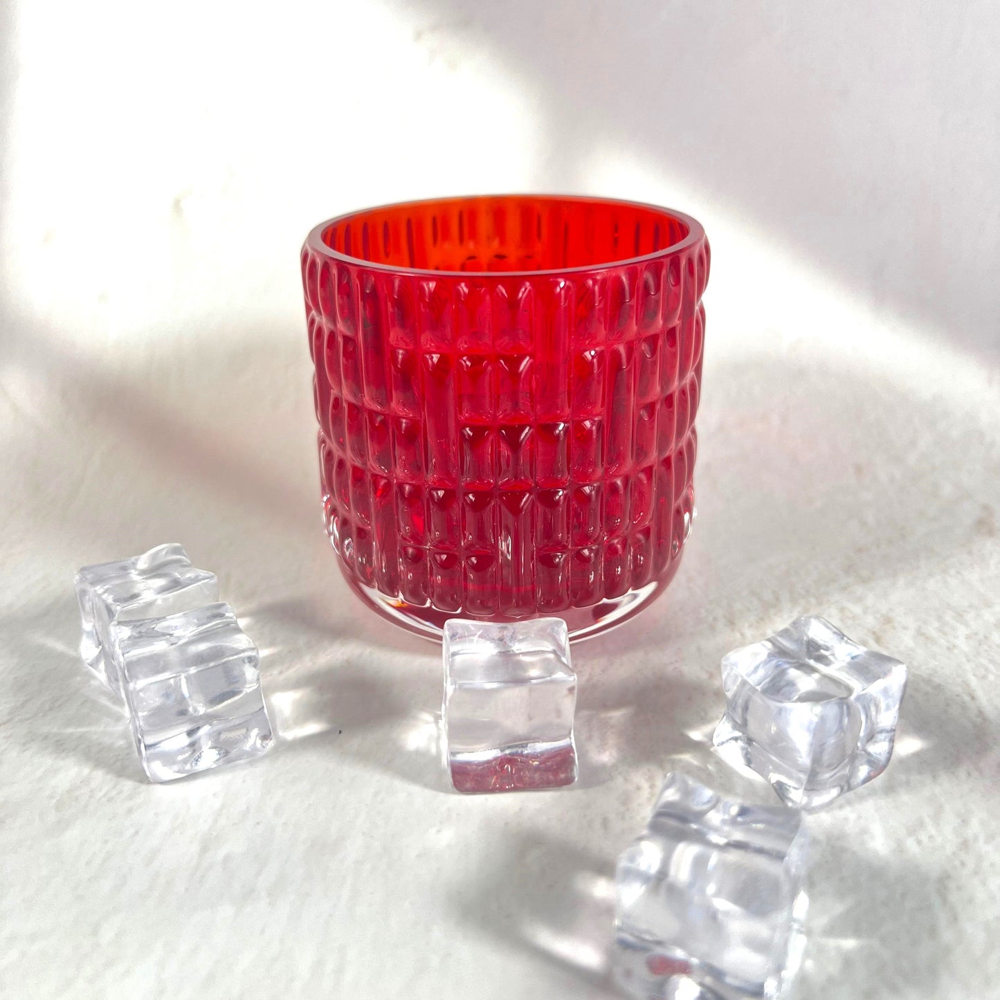 RAIN RED GLASS