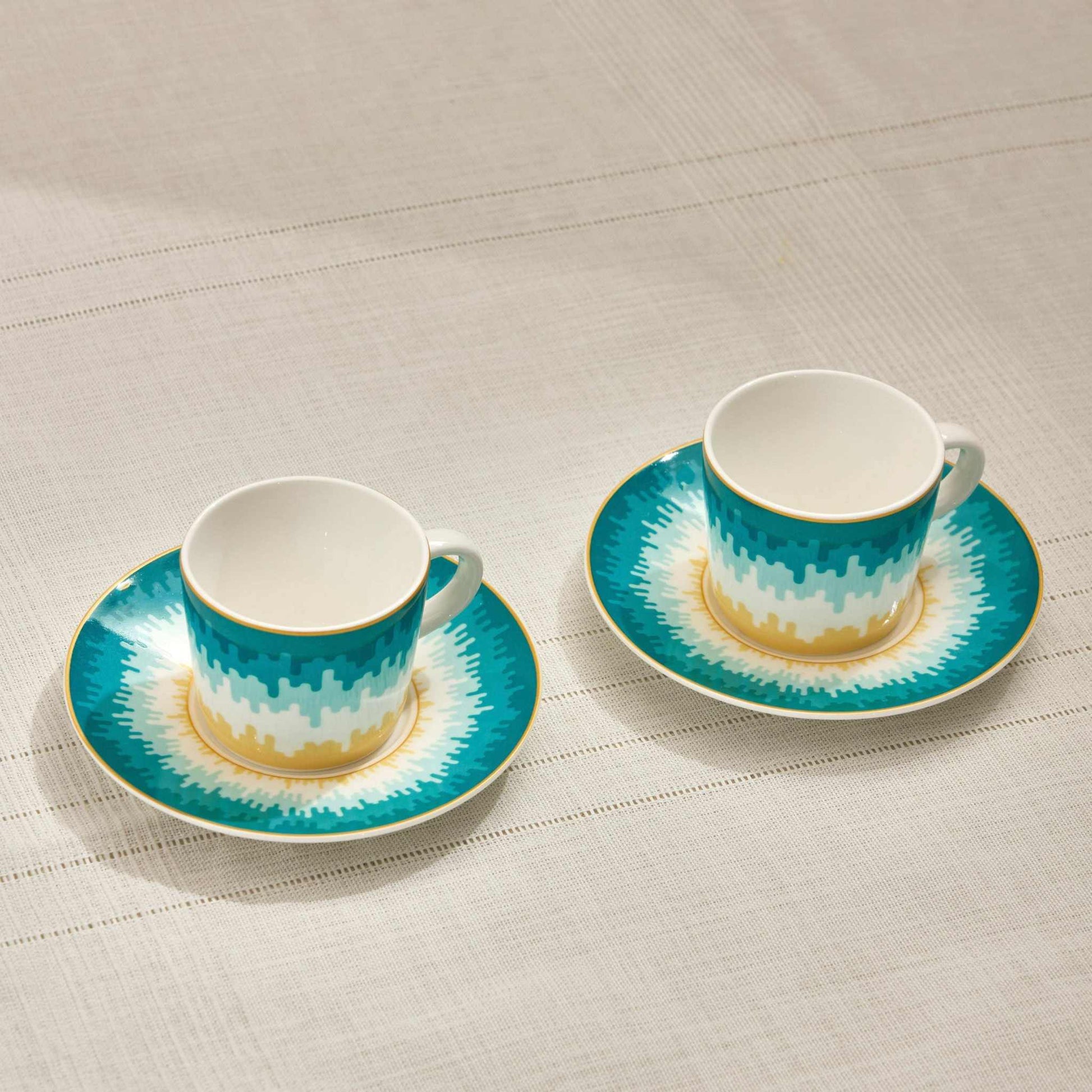 OCEAN ESPRESSO CUP - SET 2Elevate your espresso experience with our Ocean Espresso Cup Set 2, a perfect blend of elegance and nature-inspired charm. These cups feature a delicate oceanic desiCUP AND SAUCER