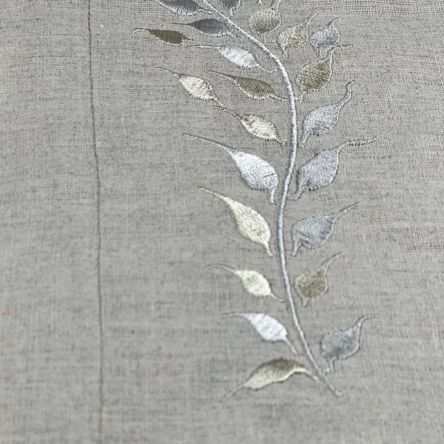 LEAVES ON A BRANCH / NATRUL LINEN TRAYLINER SET OF 2