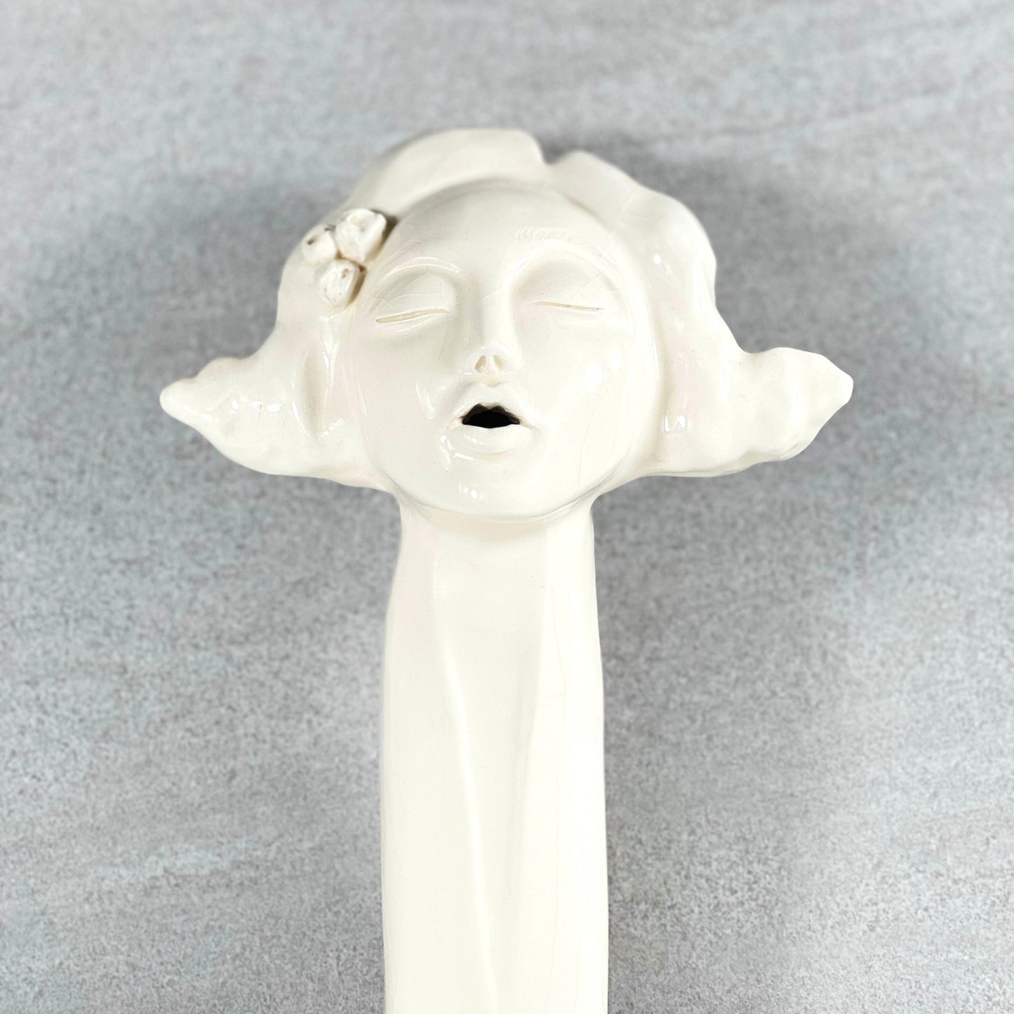 CERAMIC HANDMADE FREE GIRL OUD BURNER